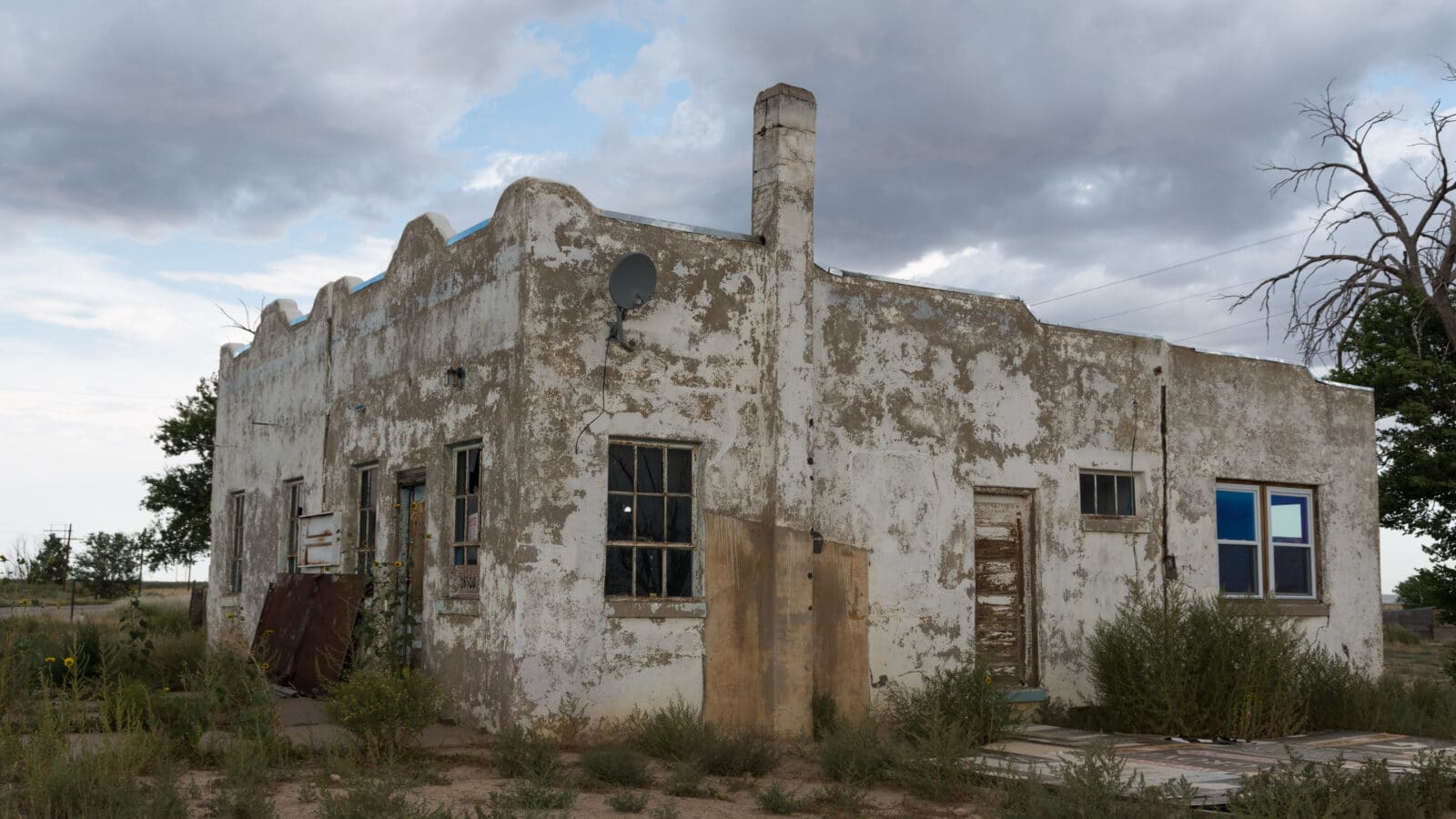 image of abandonded building in model colorado